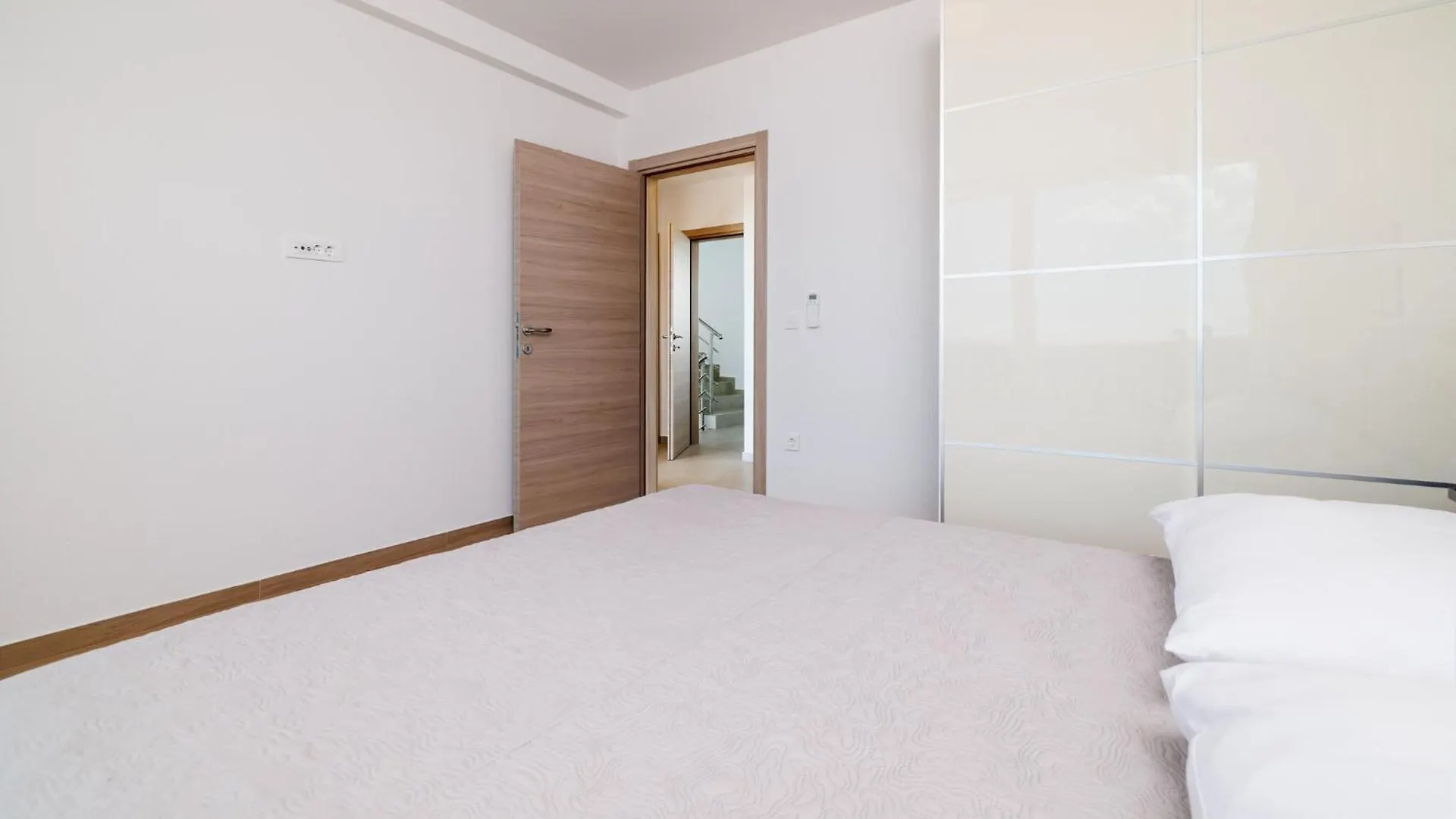 Villa Mare - Holiday Villa With Private Swimming Pool Crikvenica